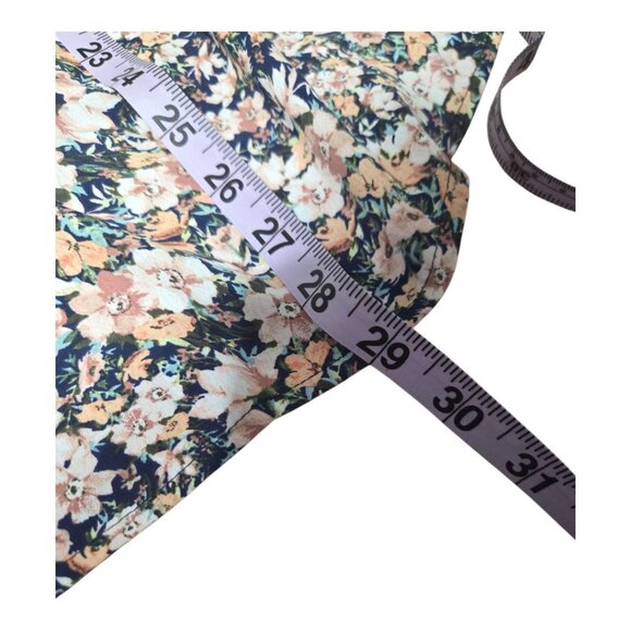 Penningtons Floral Blouse - Picture 7 of 7